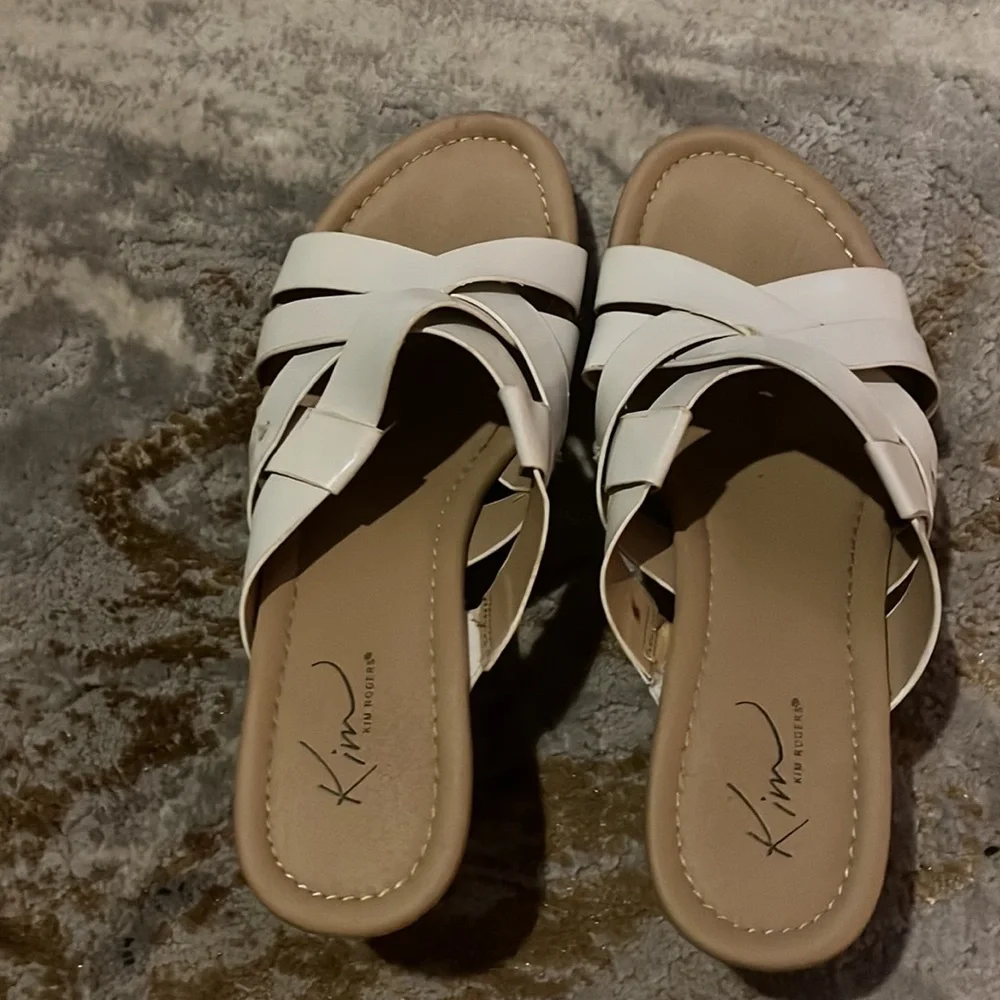 Kim Rogers White Sandals - Picture 7 of 7
